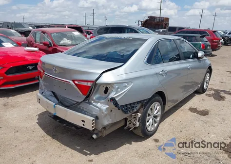 2016 Toyota Camry Le z USA, uszkodzony, nr VIN 4T4BF1FK6GR547428